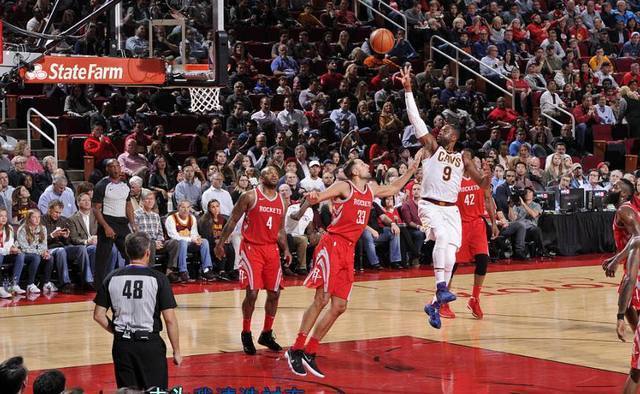 一脚技惊四 一脚技惊四