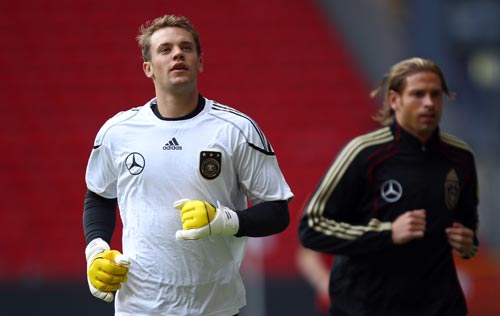 曼协作一个 曼协作一个